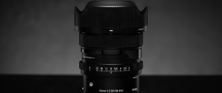 Camera lens table black background 2 - wide free wallpaper
