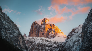 Mountain snowy pink sky clouds 2 - the top of the mountain free wallpaper