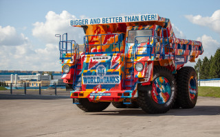 Colorful truck tire sign popart - tristan eaton free wallpaper