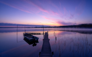 Dusk dawn lake mountain sunset - a boat free wallpaper for desktop