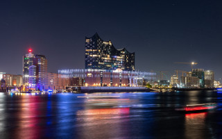 City skyline river bridge night 14 - a river and a bridge free wallpaper