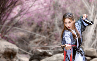 Woman kimono sword park cherry - fei danxu free wallpaper