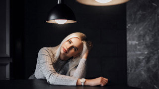 Woman sitting table light jewelry - artur tarnowski free wallpaper