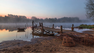 Dock boats mist sunset mountain - a few boat free wallpaper