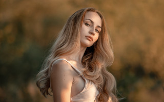 Elina karimova long hair field - serious free wallpaper for desktop