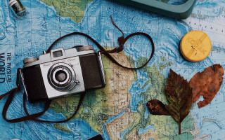 Camera leaf world map pen - a map of the world free wallpaper