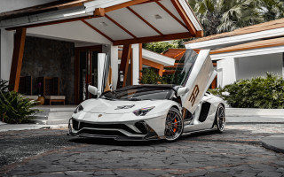 White sports car rococo photorealistic - rim free wallpaper