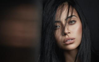 Alice mason black hair serious - her face free wallpaper for desktop
