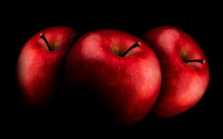 Red apples night sky moon - a row free wallpaper