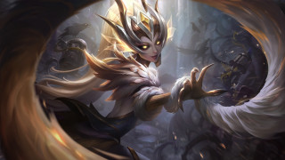 White face woman sword demon - a white face free wallpaper