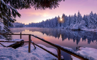 Snowy lake mountains sunset forest - beautiful landscape free wallpaper