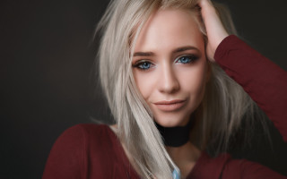 Elina karimova blonde pony tail - portrait photography free wallpaper