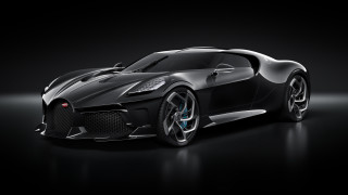 Black sports car dark room 32 - a spotlight free wallpaper
