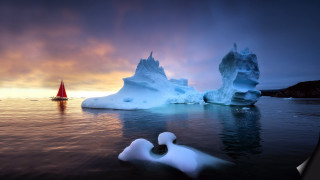 Boat icebergs sailboat cloudy sky - a boat free wallpaper for desktop