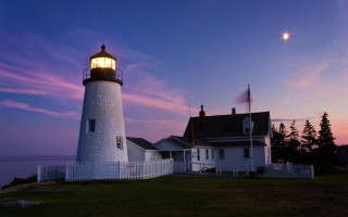 Lighthouse dusk ocean moon cityscape - full free wallpaper