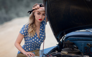 Woman lipstick car engine serious - dieselpunk free wallpaper