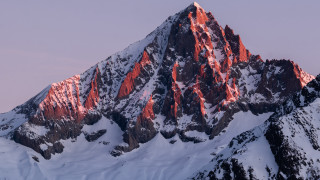 Mountain snow peak clouds pink - camille bouvagne free wallpaper