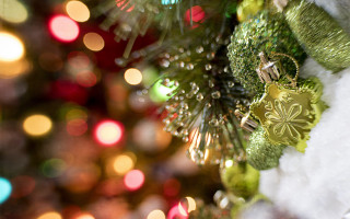 Christmas tree lights snowman ornament - the tree free wallpaper