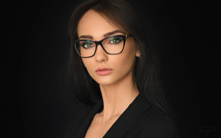 Elina karimova green eyes black - glass free wallpaper