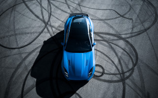 Blue sports car track black - a track free wallpaper