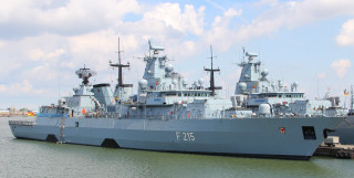 Battleship dock water smaller ships - the water next free wallpaper