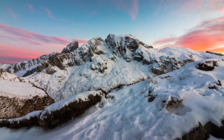 Mountain snow pink sky clouds - bela čikoš sesija free wallpaper