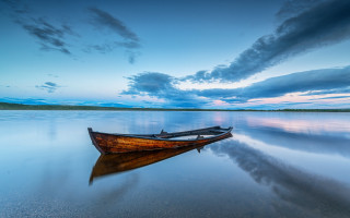 Sunset boat water clouds horizon - tranquil free wallpaper for desktop