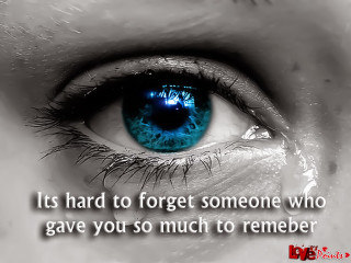 Blue eye quote on it - someone free wallpaper