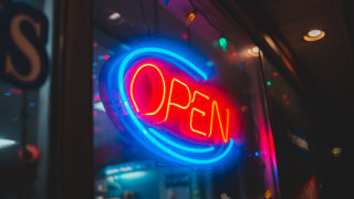 Neon open storefront restaurant city - neon free wallpaper