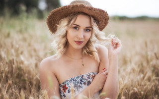 Woman hat wheat field portrait - a woman in a hat free wallpaper