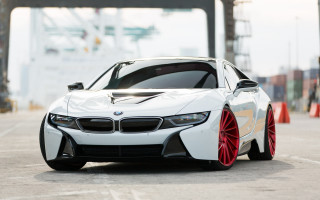 White car red rims parking 2 - rim free wallpaper