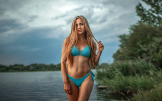 Woman bikini lake beach sky - a body of water free wallpaper for desktop