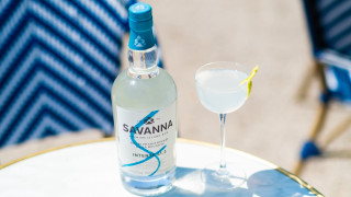 Water bottle wine glass outdoor - product photo free wallpaper