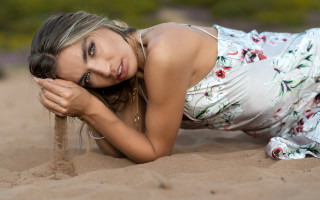 Woman sand face arabesque portrait - the sand free wallpaper