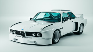 White car hood studio photo - a hood free wallpaper