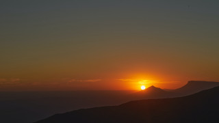 Sunset mountain bird gradient sky - the sun setting free wallpaper