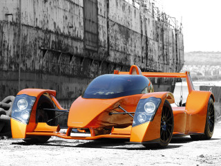 Bright orange car rusty wall - a chain link fence free wallpaper