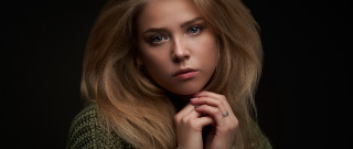 Woman long blonde hair portrait - a picture free wallpaper