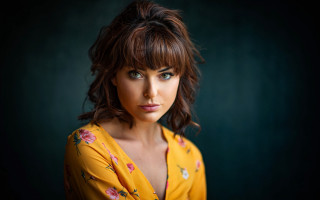 Woman flowerdress yellowshirt portrait smiling - annabel eyres free wallpaper