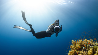 Diver fisheye underwater camera abstract - fisheye len free wallpaper
