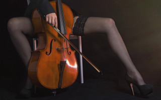 Woman highheels cello sitting black - unreal engine 5 quality free wallpaper
