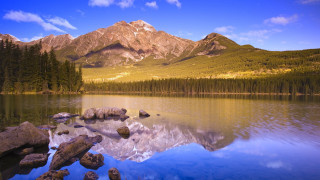 Mountain range reflection lake rocks 11 - a mountain range free wallpaper for desktop