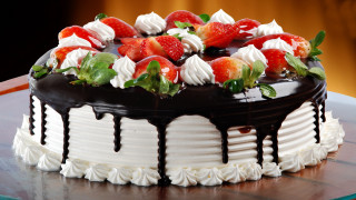 Chocolate cake strawberries chocolate drizzle - a chocolate cake free wallpaper