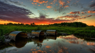 Sunset river barcels grassy trees 2 - a sunset over a river free wallpaper
