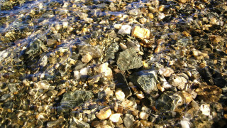 Beach rocks water wave polarized - aquirax uno free wallpaper for desktop