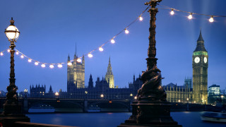 Clock tower bridge city lights - a bridge and a bridge in the background free wallpaper