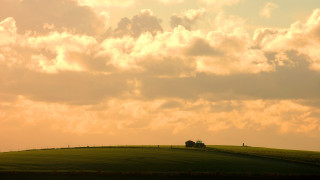 Australian hillscape clouds dusk orange - dave allsop free wallpaper