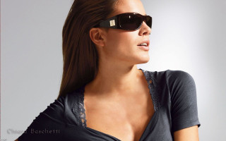 Woman sunglasses black shirt white - sunglass free wallpaper