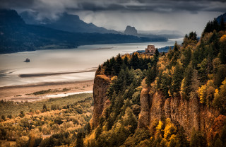 Castle cliff lake mountains cloudy - a cliff free wallpaper for desktop