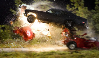 Car lift redshirt towtruck explosion - action scene free wallpaper